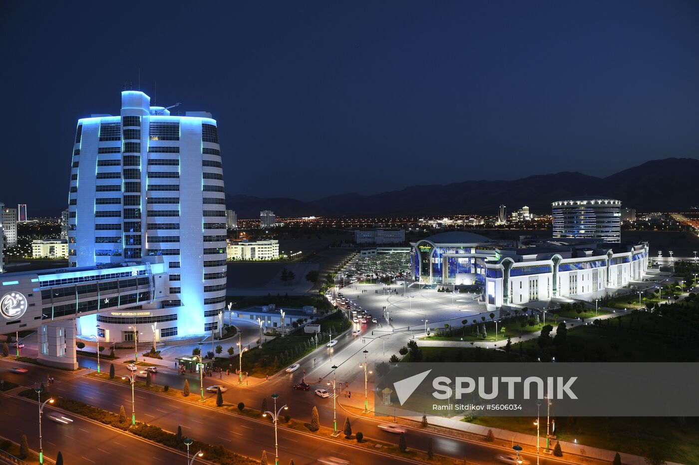 Cities of the world. Ashgabat