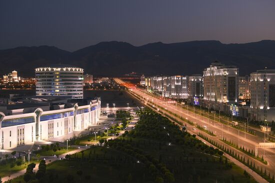 Cities of the world. Ashgabat