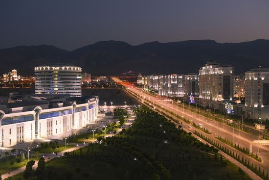Cities of the world. Ashgabat