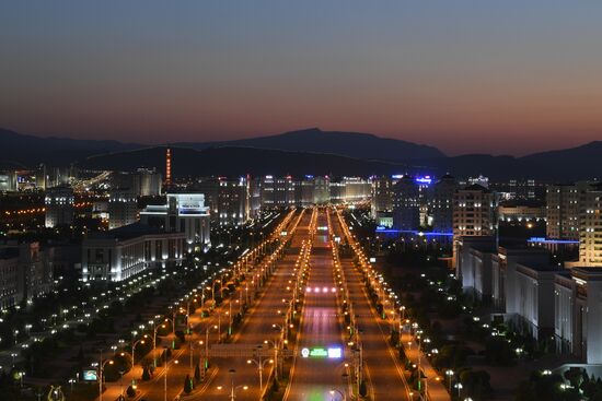 Cities of the world. Ashgabat