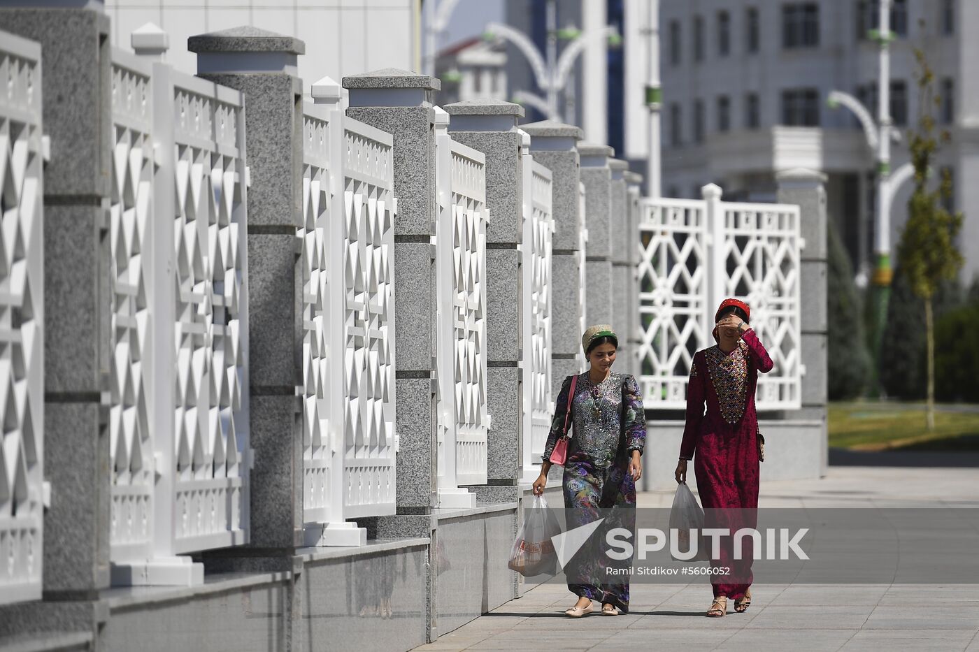 Cities of the world. Ashgabat