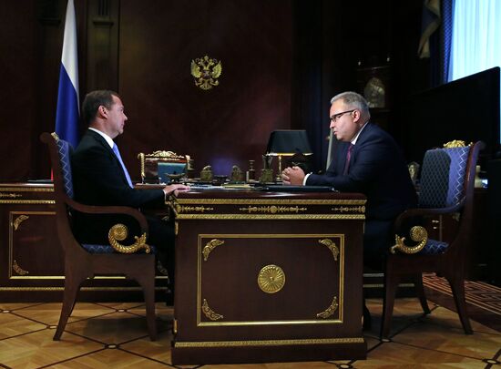 Prime Minister Dmitry Medvedev meets with Board Chairman of Federal Grid Company of Unified Energy System