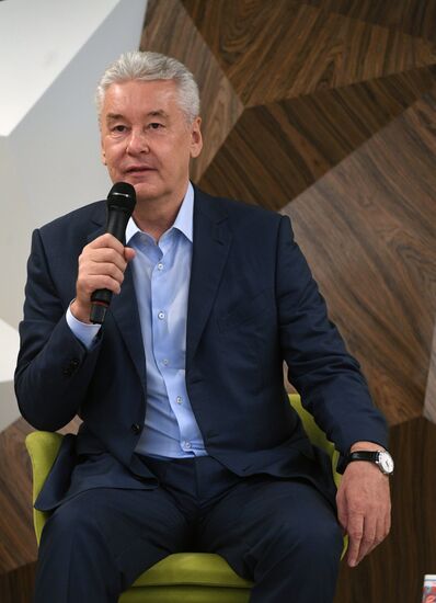 Roundtable with Moscow mayoral candidate Sergei Sobyanin