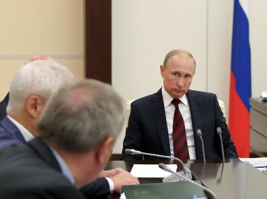 President Vladimir Putin holds meeting on space sector development