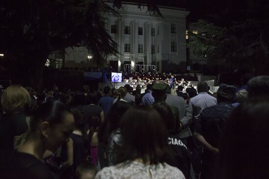 Abkhazia and South Ossetia commemorate those killed in conflict with Georgia