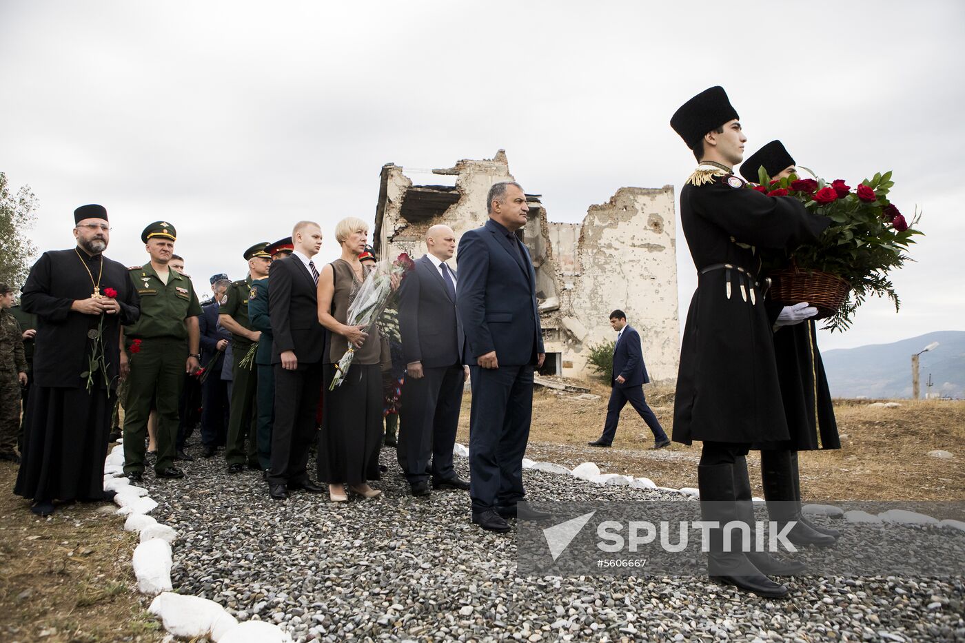 Abkhazia and South Ossetia commemorate those killed in conflict with Georgia