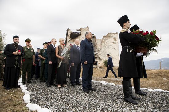 Abkhazia and South Ossetia commemorate those killed in conflict with Georgia