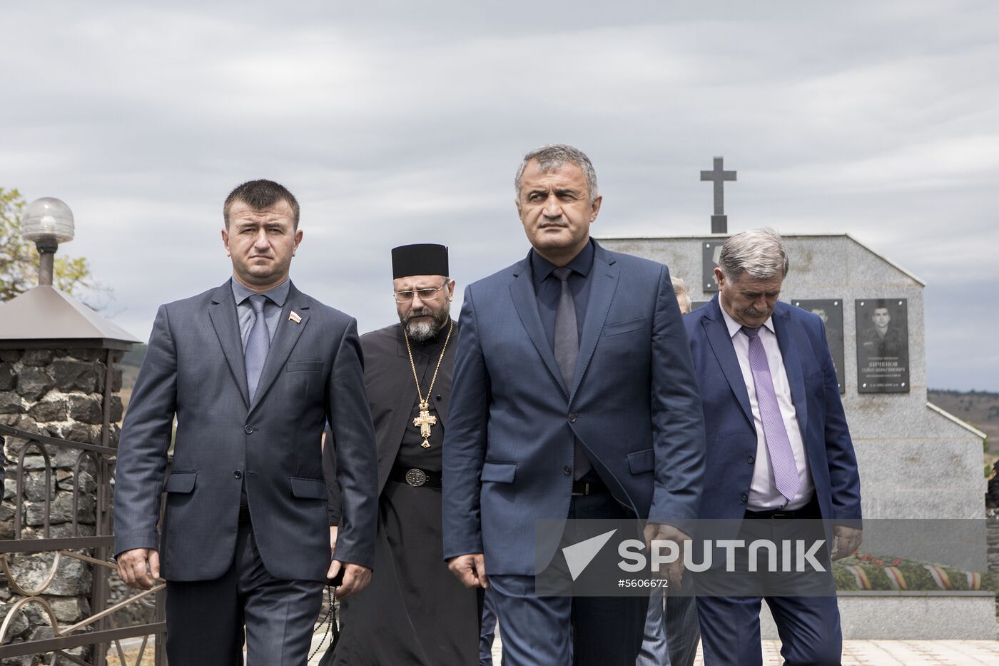 Abkhazia and South Ossetia commemorate those killed in conflict with Georgia