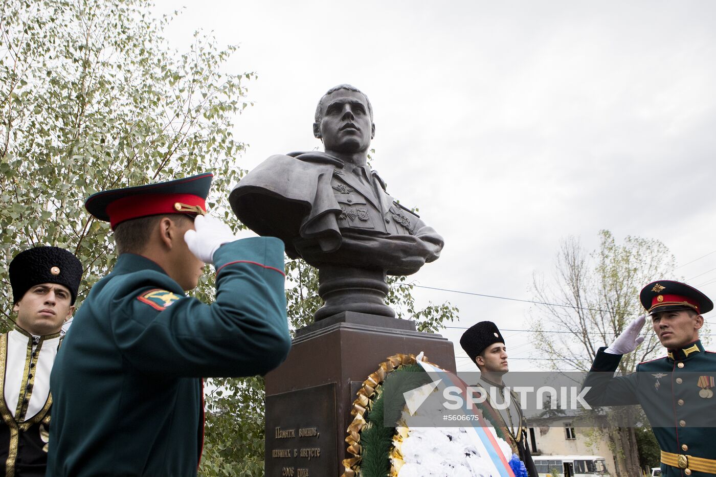 Abkhazia and South Ossetia commemorate those killed in conflict with Georgia