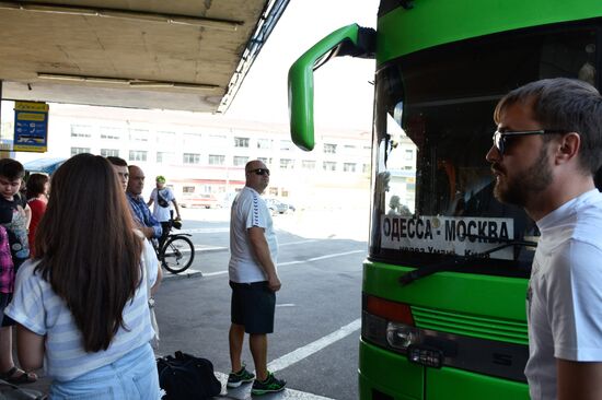 Ukraine considers stopping bus service with Russia