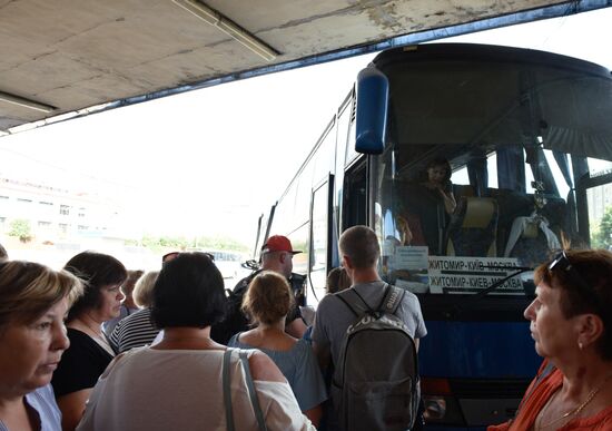 Ukraine considers stopping bus service with Russia
