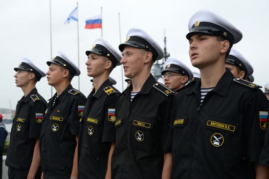 Baltic Fleet's training ship Perekop leaves Vladivostok for long-distance voyage