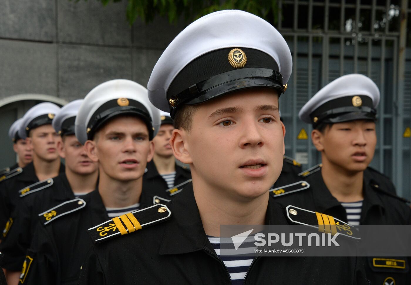 Baltic Fleet's training ship Perekop leaves Vladivostok for long-distance voyage