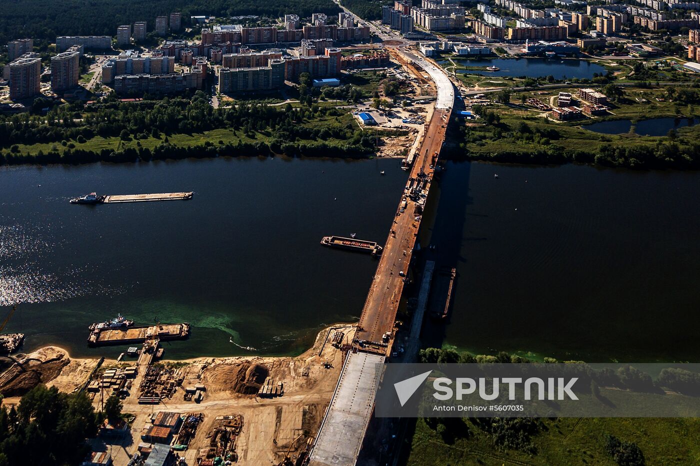 Construction of bridge across Volga River in Dubna