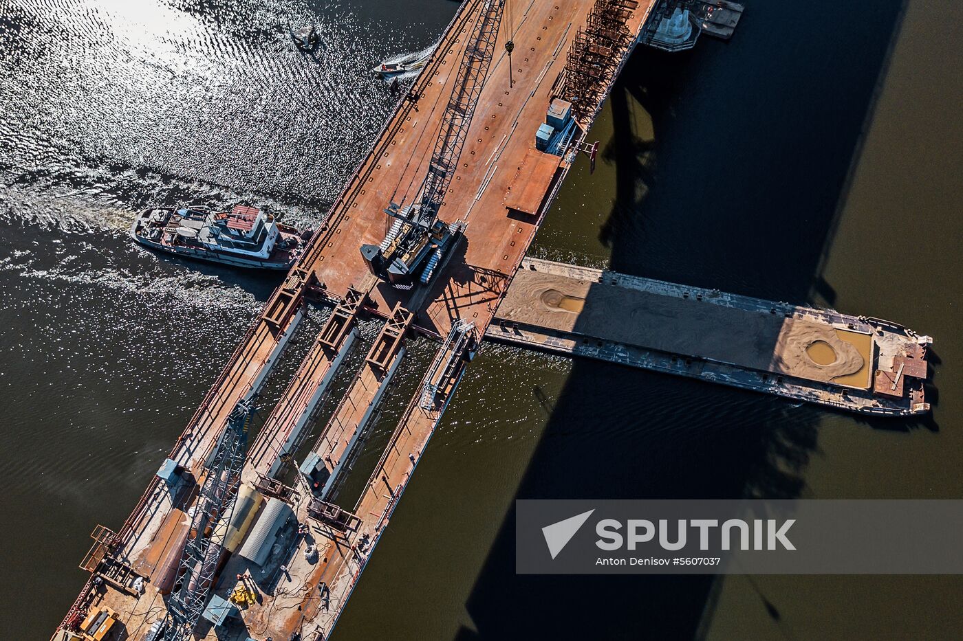 Construction of bridge across Volga River in Dubna