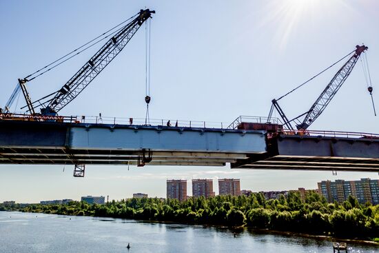 Construction of bridge across Volga River in Dubna