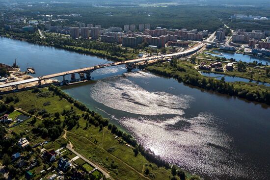 Construction of bridge across Volga River in Dubna