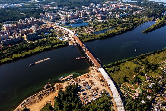 Construction of bridge across Volga River in Dubna