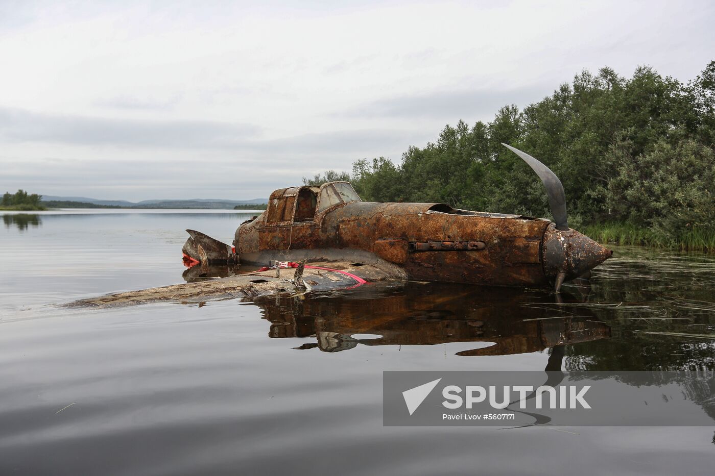 Raising IL-2 plane in Murmansk Region
