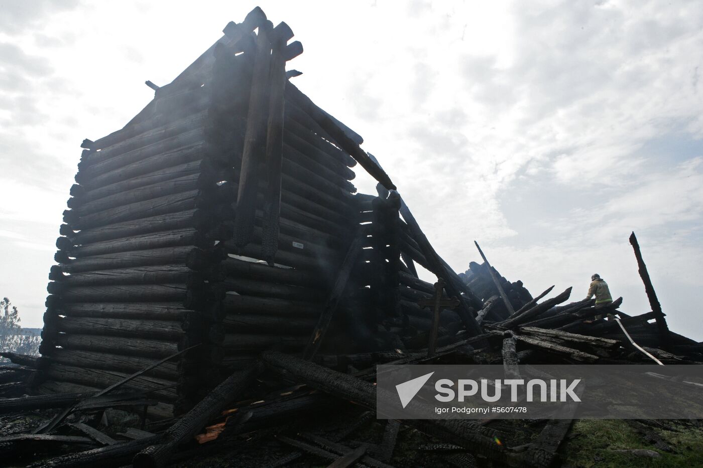 Church of the Assumption of Our Lady in Karelia burns down