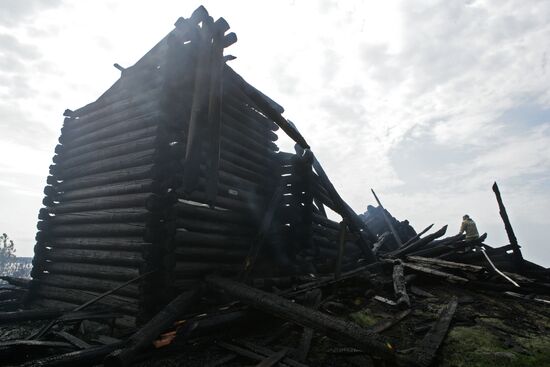 Church of the Assumption of Our Lady in Karelia burns down