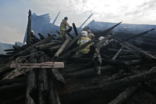 Church of the Assumption of Our Lady in Karelia burns down