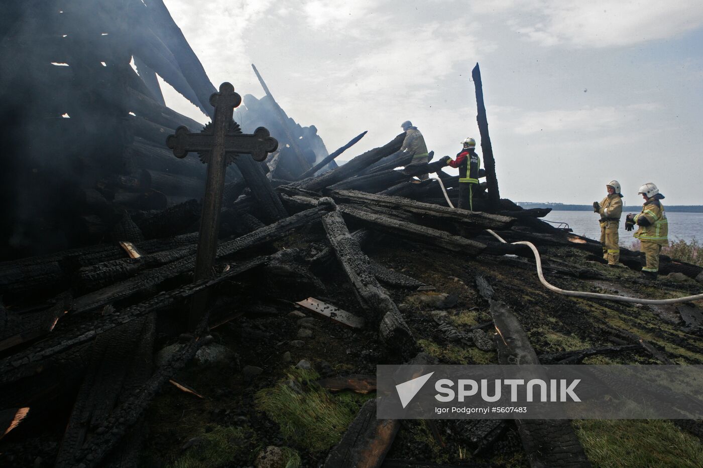 Church of the Assumption of Our Lady in Karelia burns down