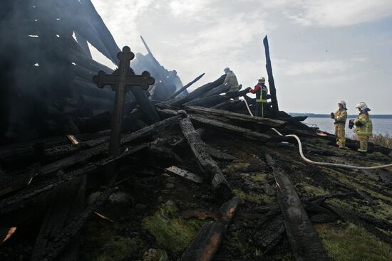 Church of the Assumption of Our Lady in Karelia burns down