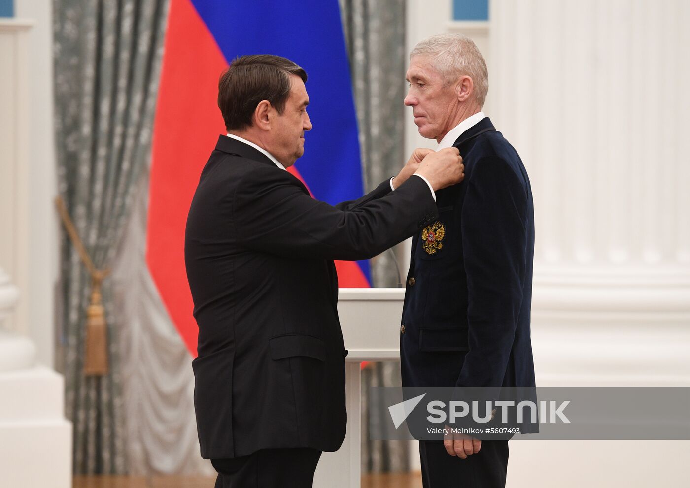 Presidential Aide Igor Levitin presents awards to participants of Pyeongchang Olympics
