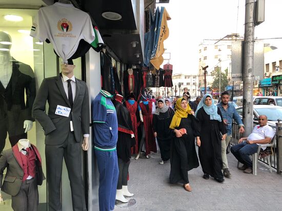 Cities of the world. Amman