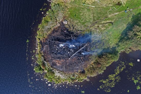 Church of the Assumption of Our Lady in Karelia burns down