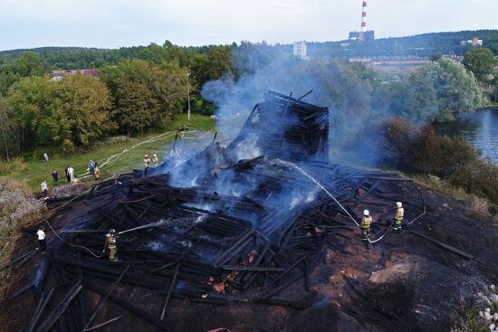 Church of the Assumption of Our Lady in Karelia burns down