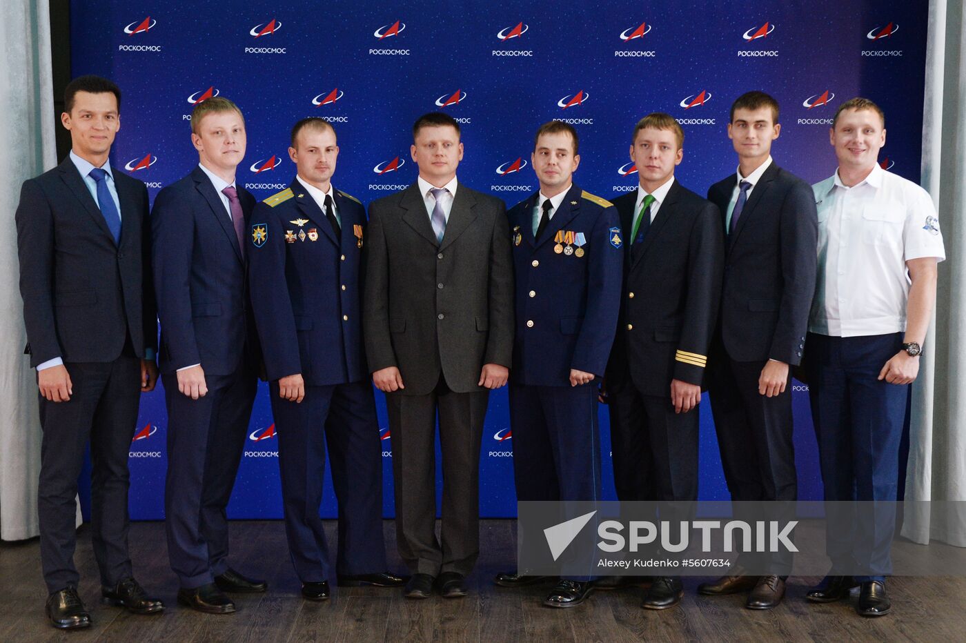 Introduction of Roscosmos cosmonaut candidates