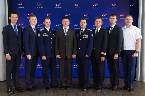 Introduction of Roscosmos cosmonaut candidates