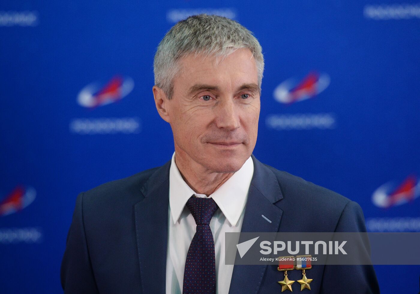 Introduction of Roscosmos cosmonaut candidates