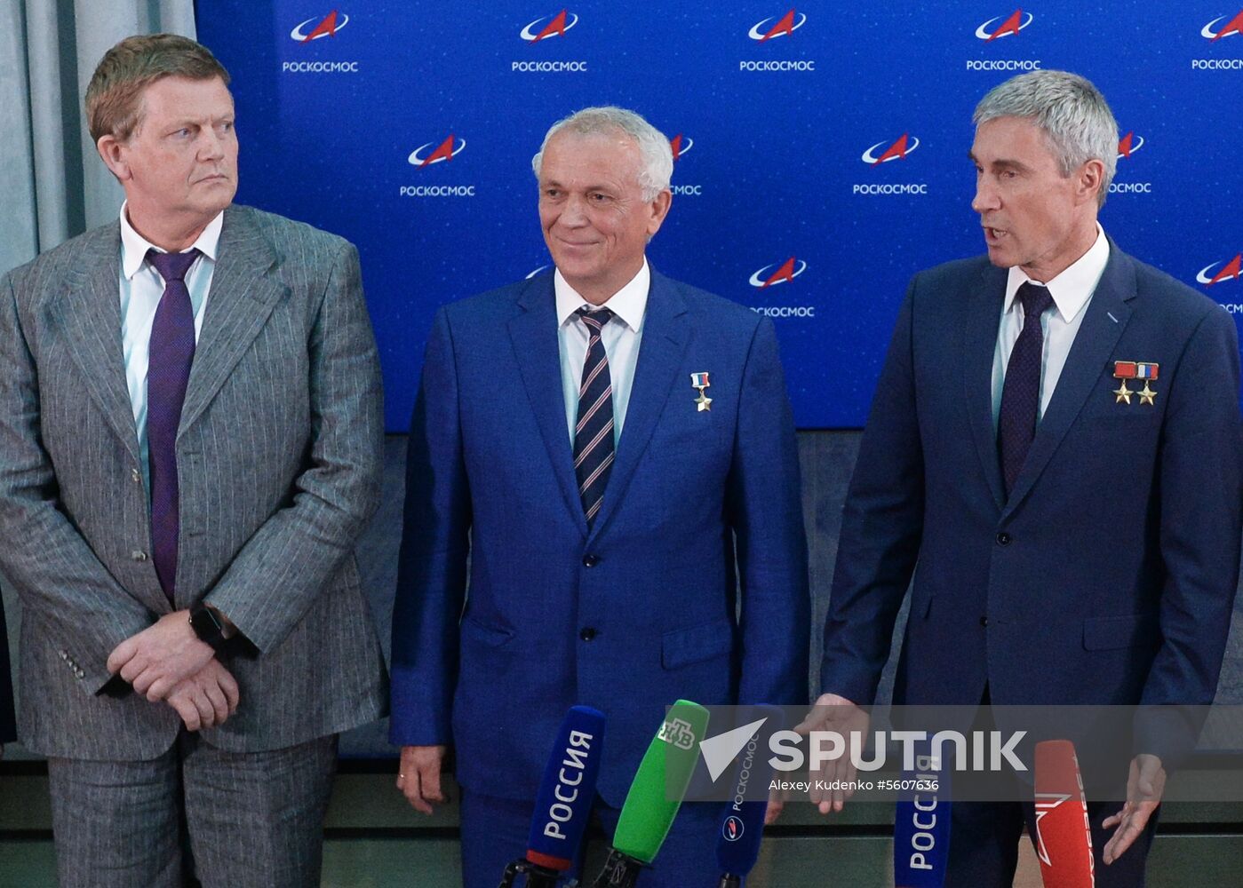 Introduction of Roscosmos cosmonaut candidates