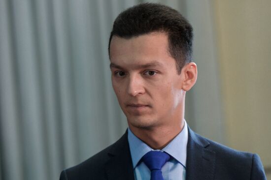 Introduction of Roscosmos cosmonaut candidates