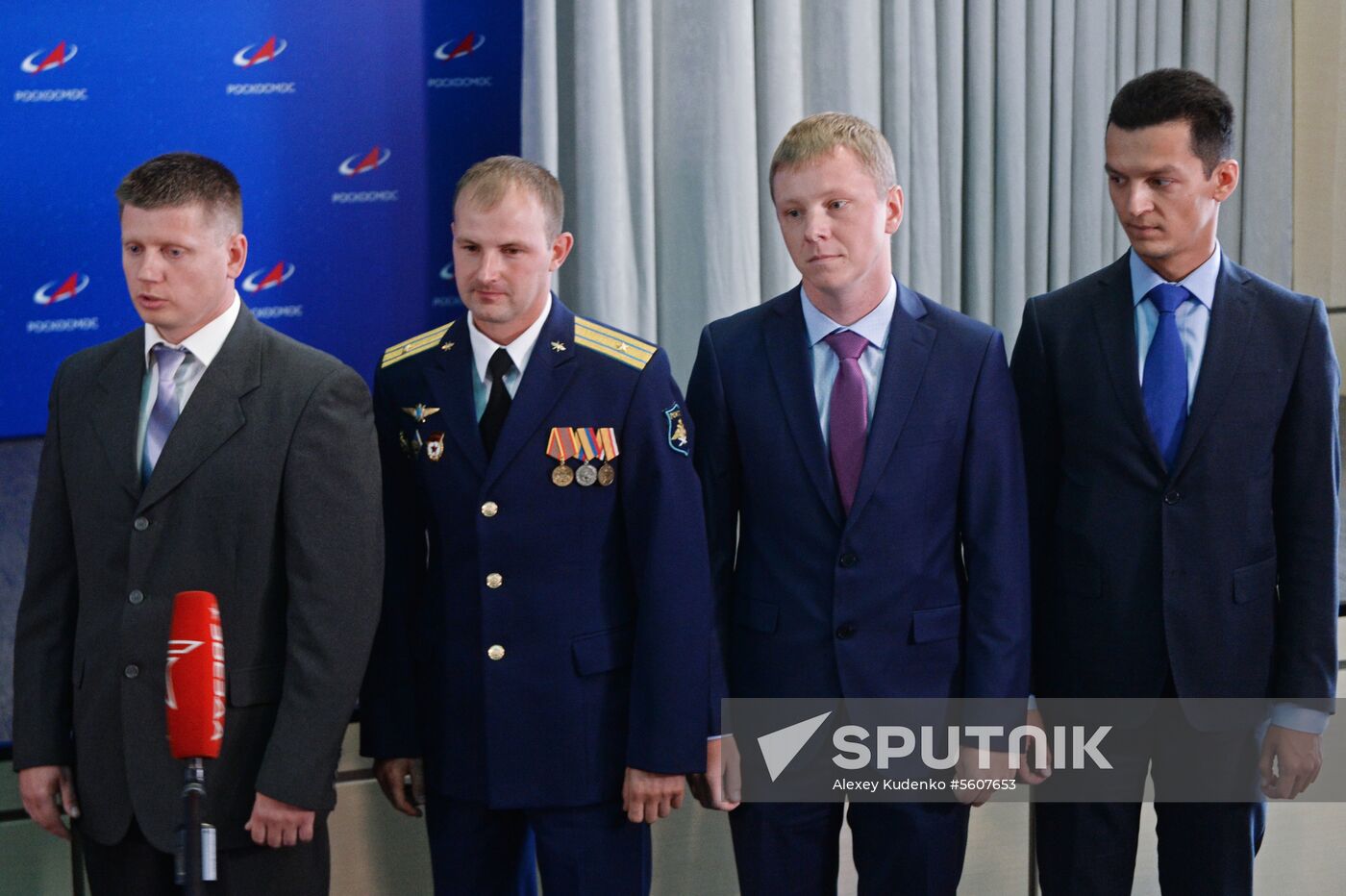 Introduction of Roscosmos cosmonaut candidates