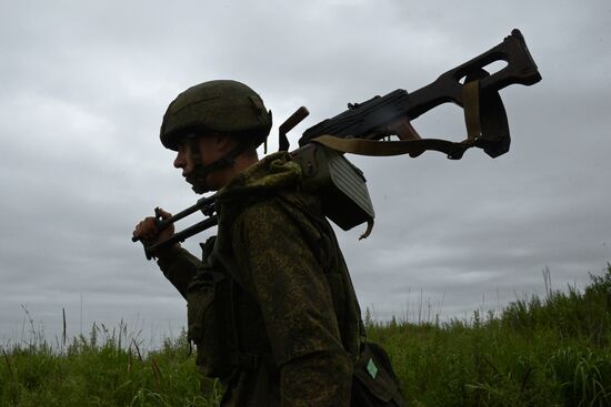 Russia's Pacific Fleet holds marine corps drills
