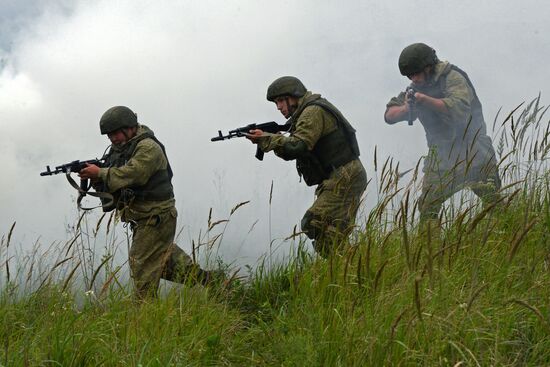 Russia's Pacific Fleet holds marine corps drills