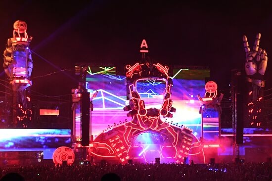 Alfa Future People Festival