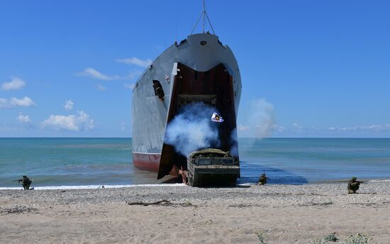 Combat exercises held at Russian military base in Abkhazia
