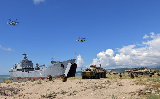 Combat exercises held at Russian military base in Abkhazia