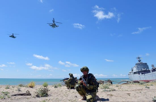 Combat exercises held at Russian military base in Abkhazia
