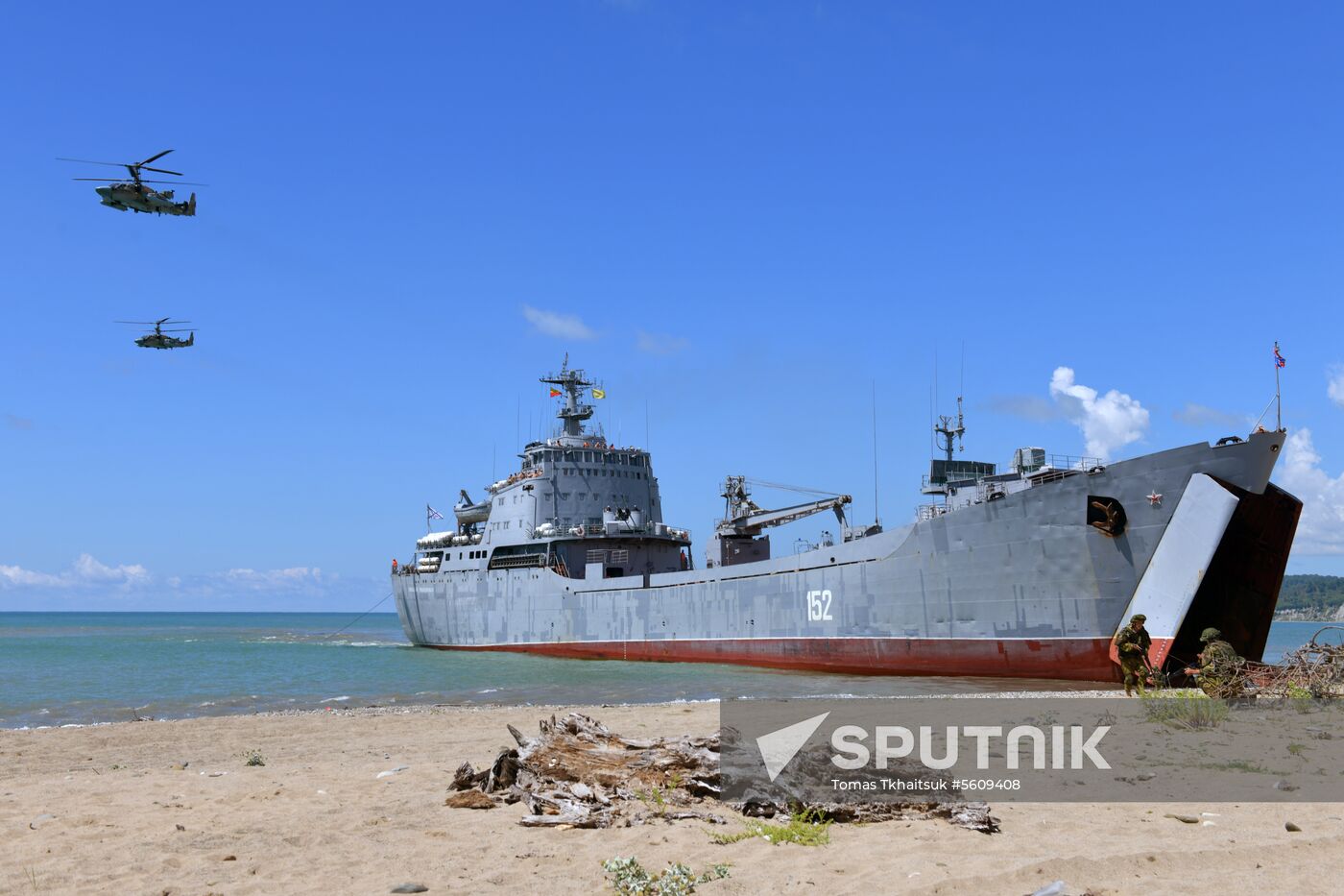 Combat exercises held at Russian military base in Abkhazia