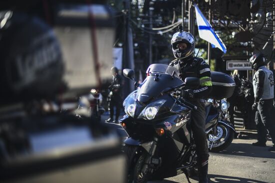 Beginning of motorcycle parade during Russian Dream bike show