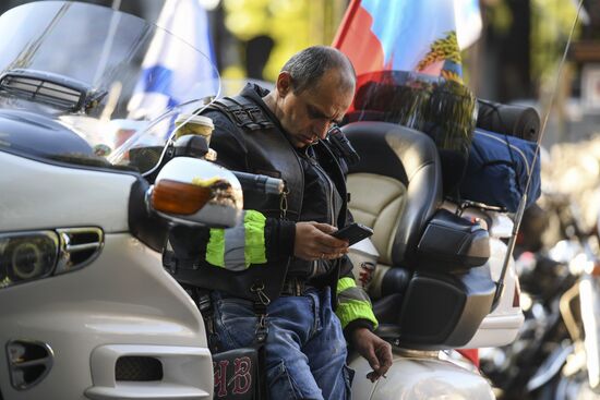 Beginning of motorcycle parade during Russian Dream bike show