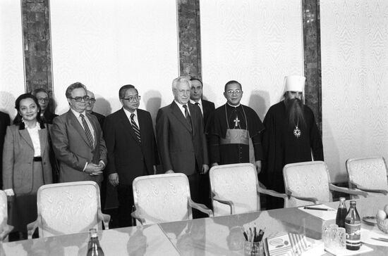 Jaime Lachica Sin on visit to USSR