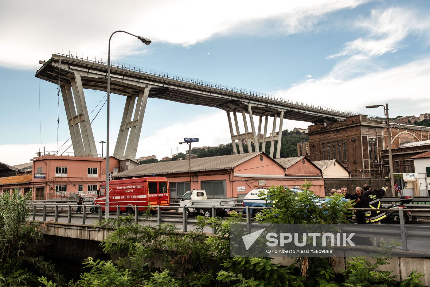 Highway bridge collapses in Genoa