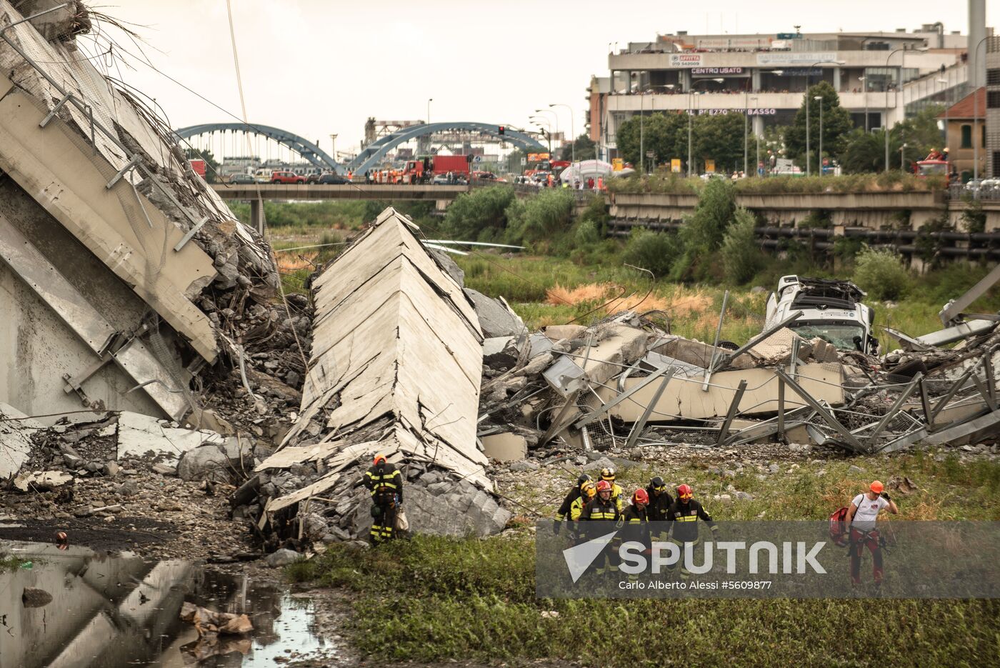 Highway bridge collapses in Genoa